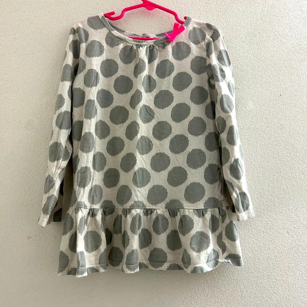 🌺 Carter's Gray Polka Dot shirt for girls size 6